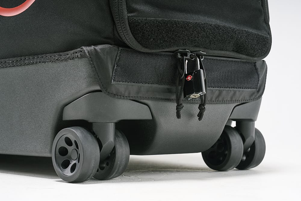Factor Travel Bag - Image 4