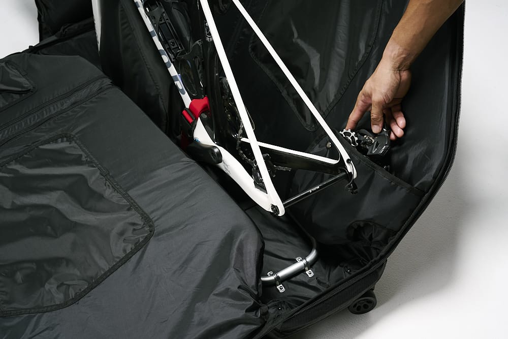 Factor Travel Bag - Image 5