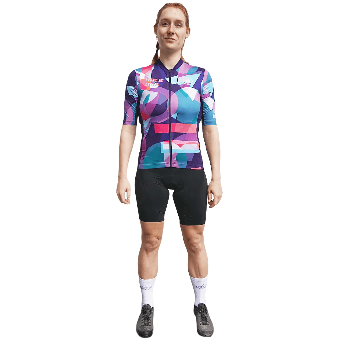 IRIS Women's Signature Bib Short III - Image 6